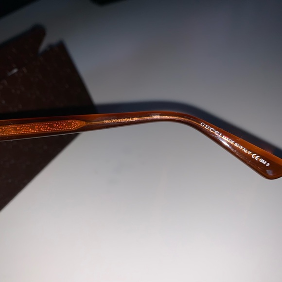 Authentic Gucci sunglasses - Picture 8 of 8